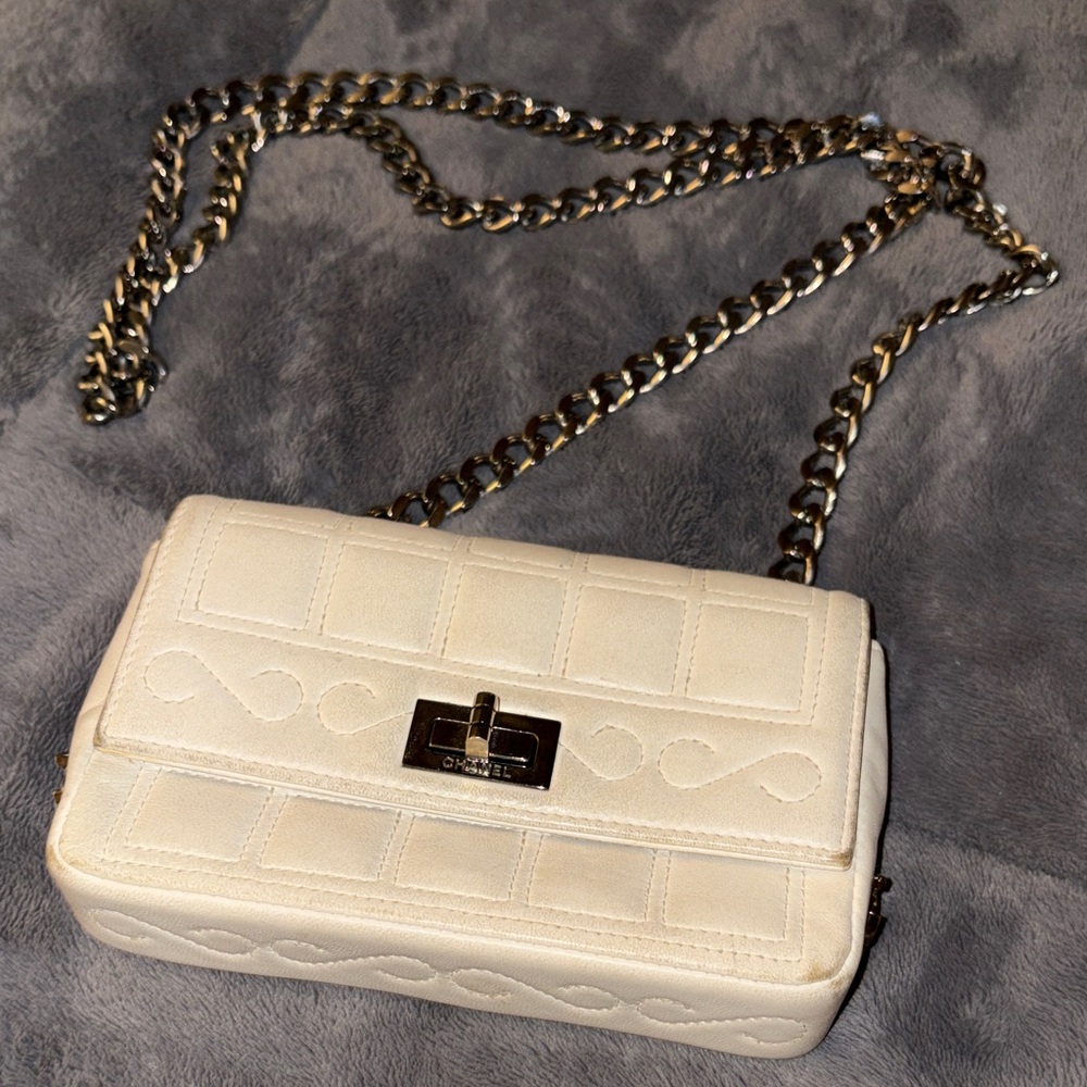 Authentic CHANEL White Quilted Crossbody Bag